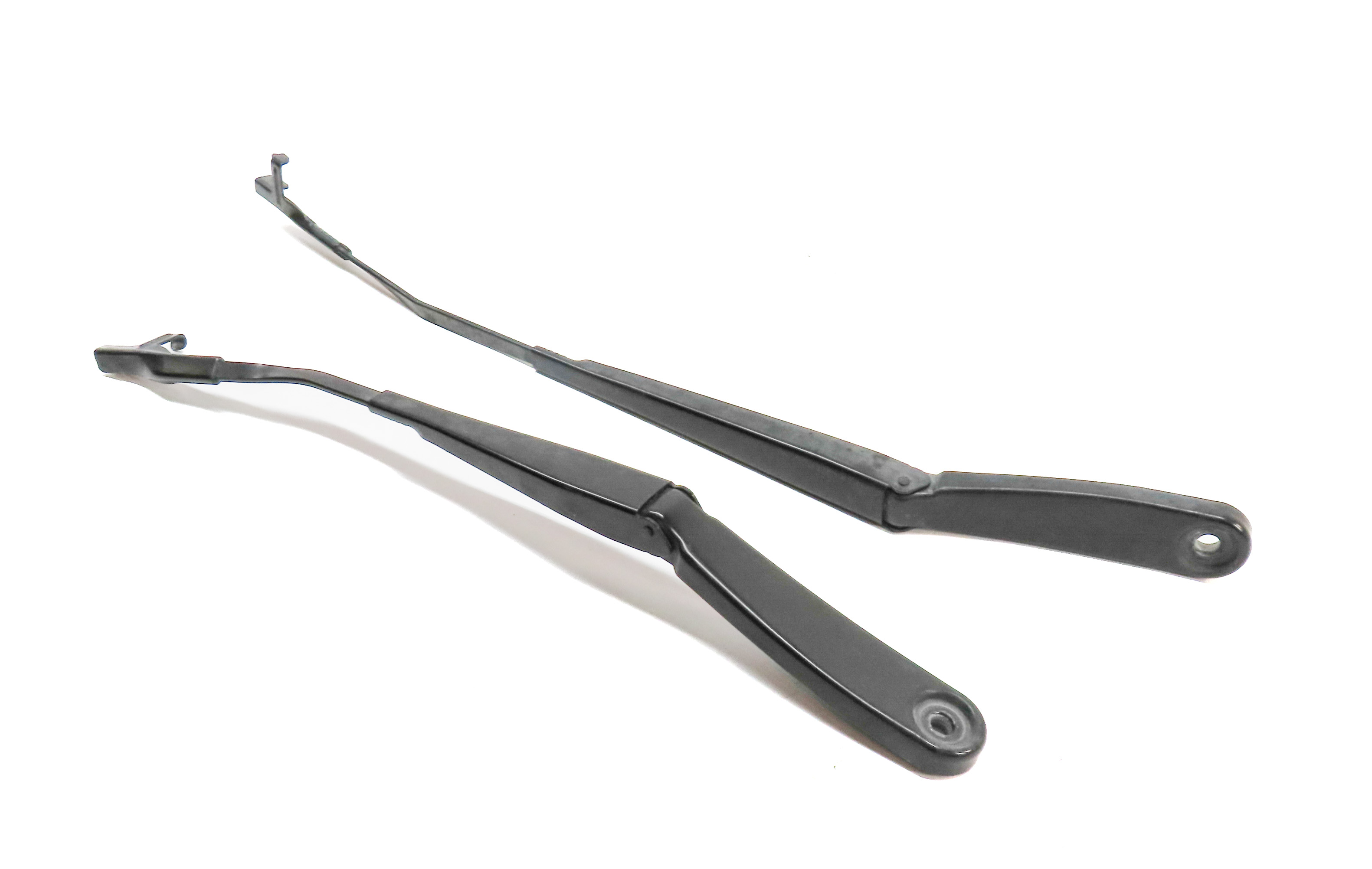 2011-2019 BMW X3 X4 (F25 F26) FRONT LEFT & RIGHT WINDSHIELD WIPER ARM SET 2 — exact item pictured